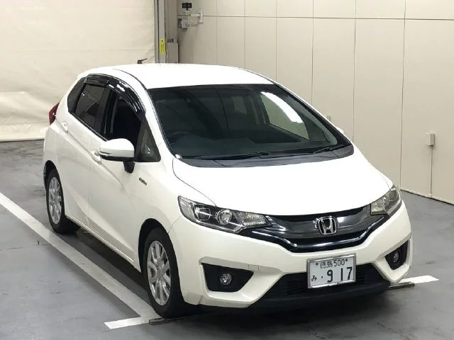 Honda Fit Лот № 2013