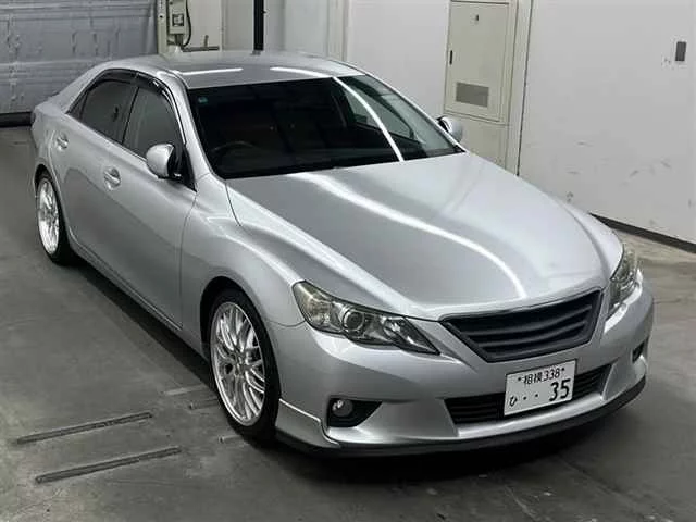 Toyota Mark X II
