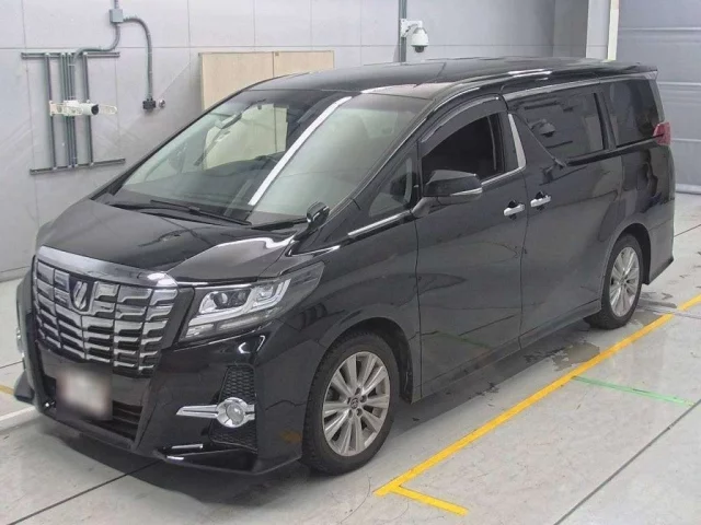 Toyota Alphard Лот № 30330 2016
