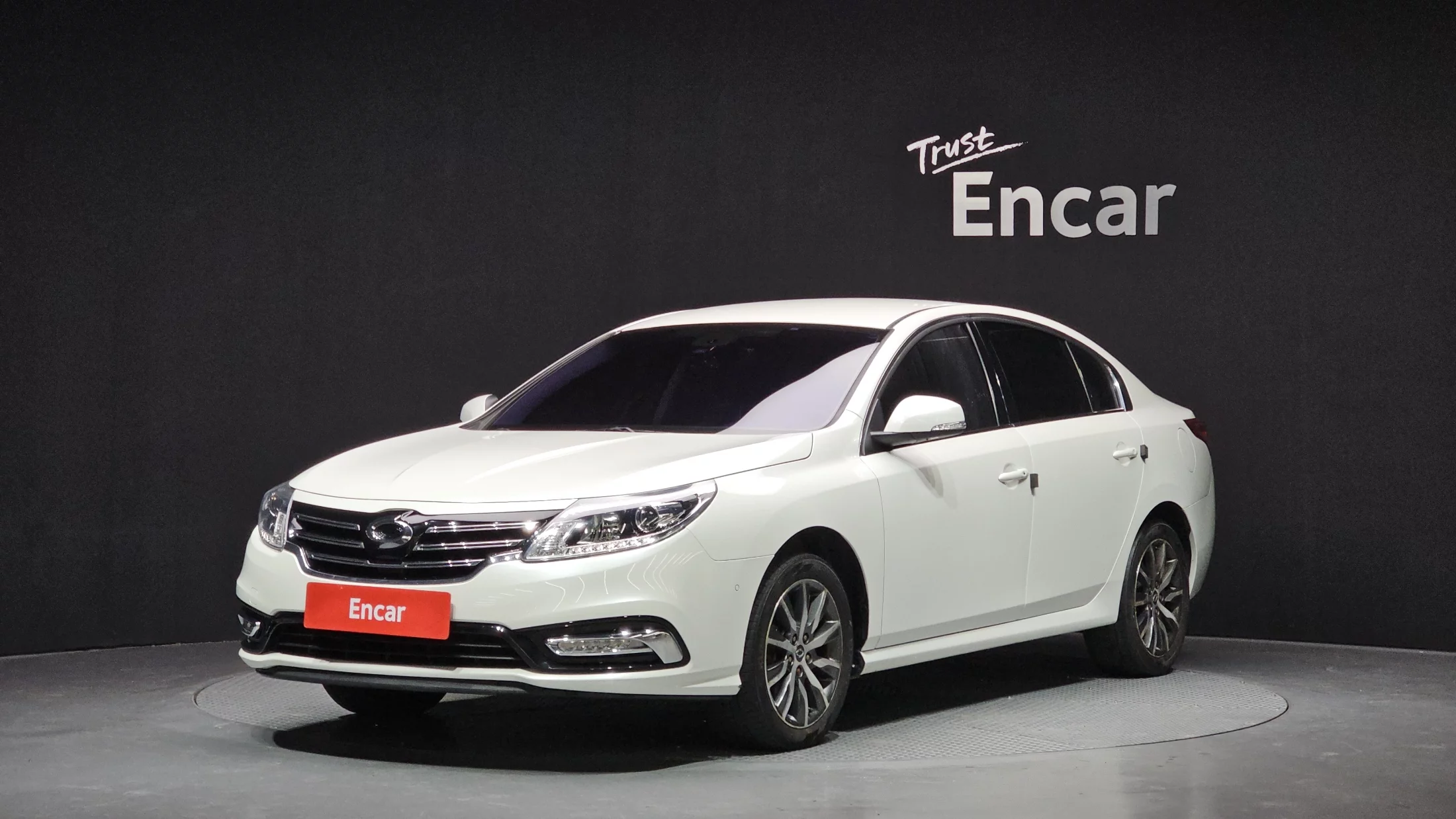 Renault Samsung Sm5 Lpli Le Panorama 2015