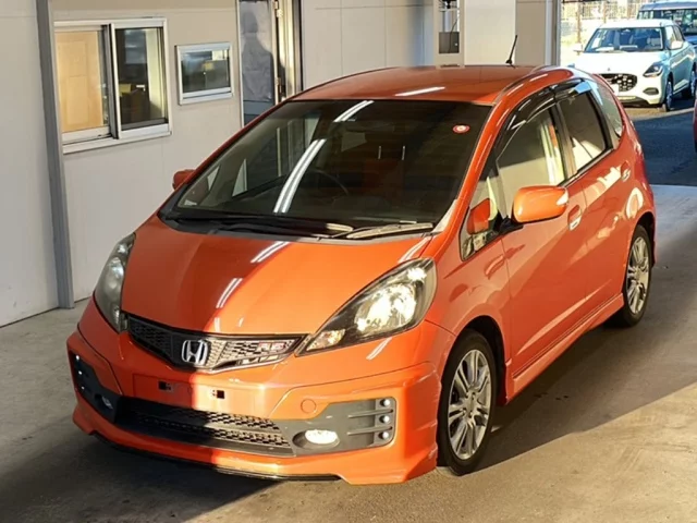 Honda Fit Лот № 2011