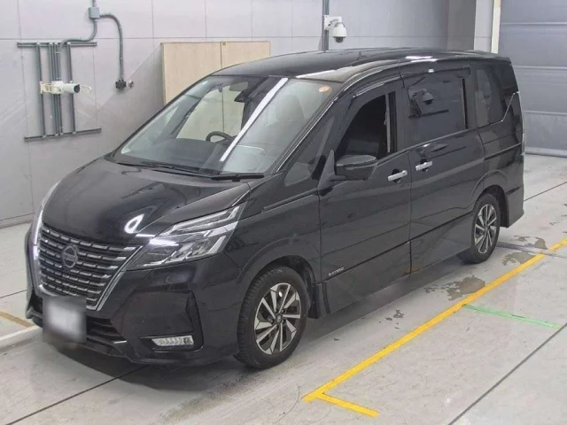 Nissan Serena Лот № 33366 2020