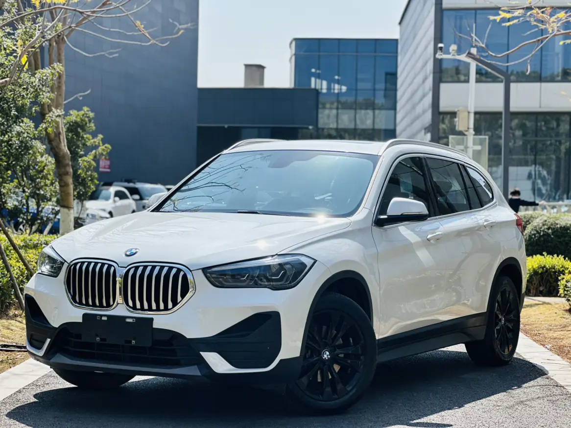 BMW X1 II (F48) Рестайлинг