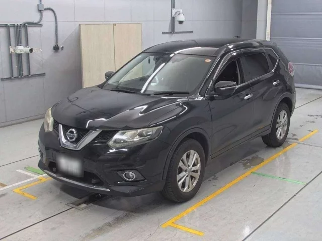 Nissan X-Trail Лот № 11010 2015