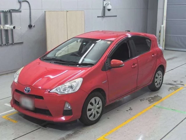 Toyota Vellfire Лот № 10111 2012