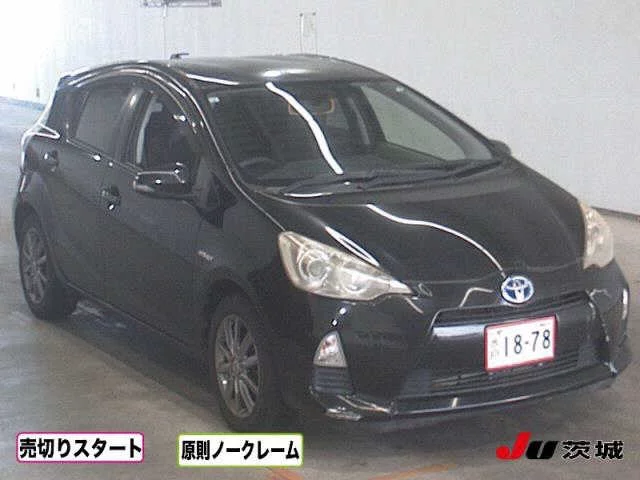 Toyota Aqua I