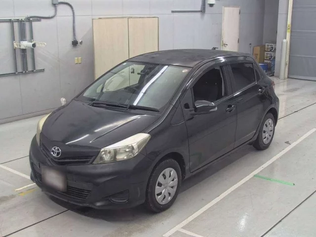 Toyota Vitz Лот № 90415 2012