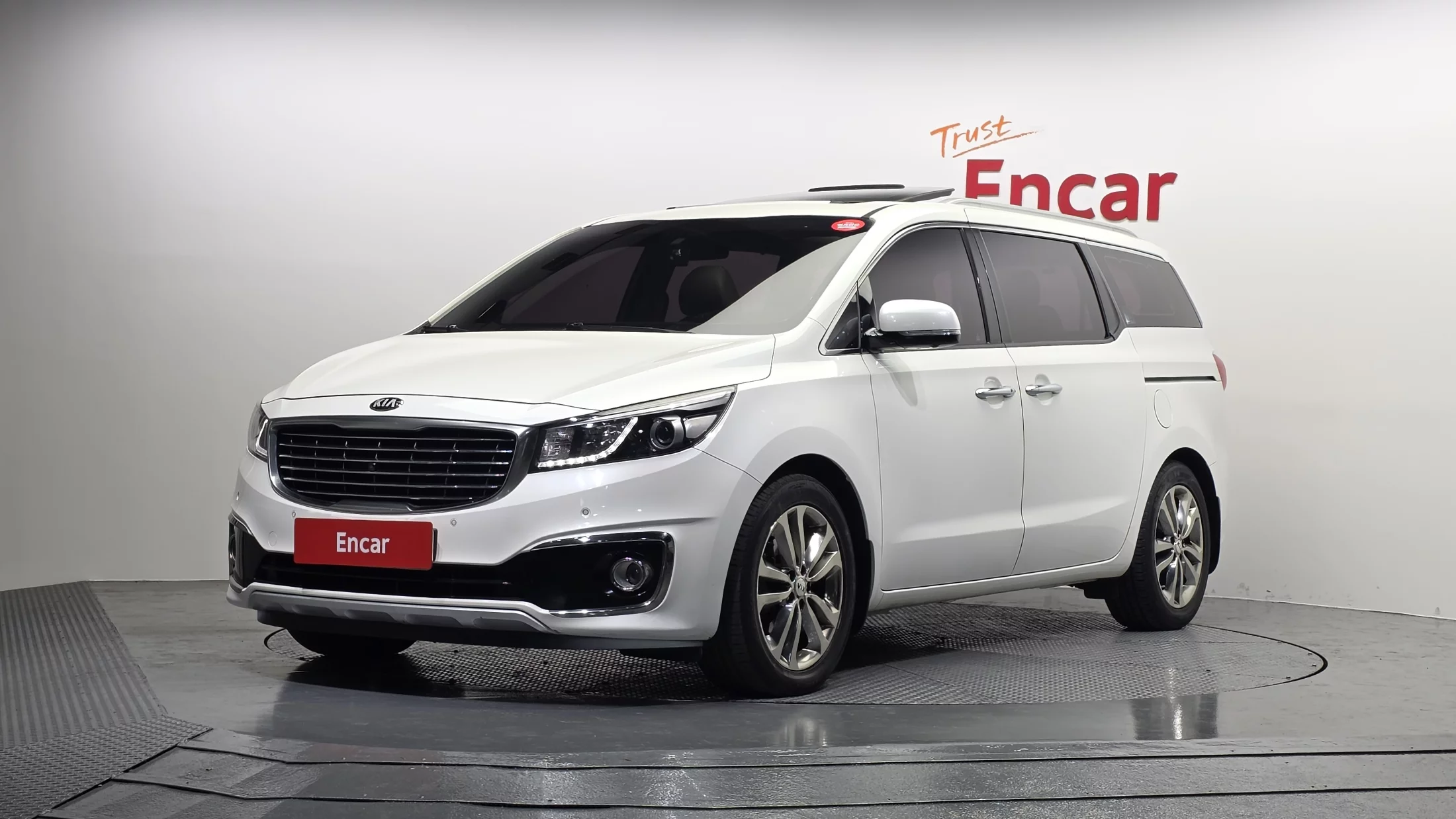 Kia Carnival 2016