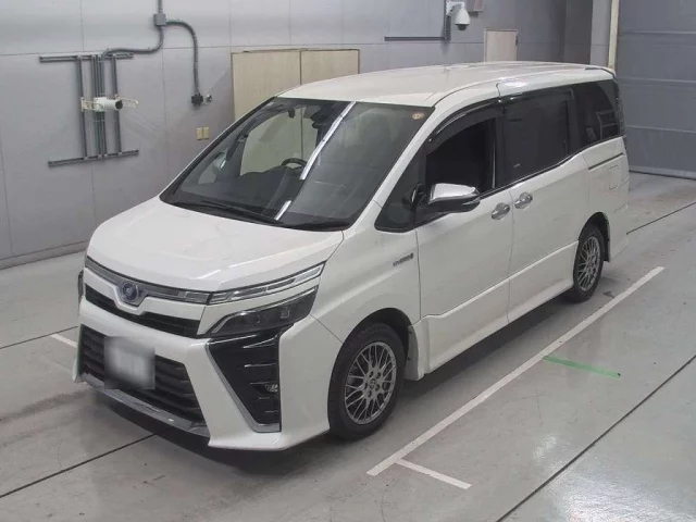 Toyota Voxy III (R80) Рестайлинг