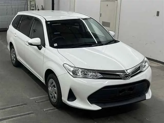 Toyota Corolla Fielder Лот № 10076 2019