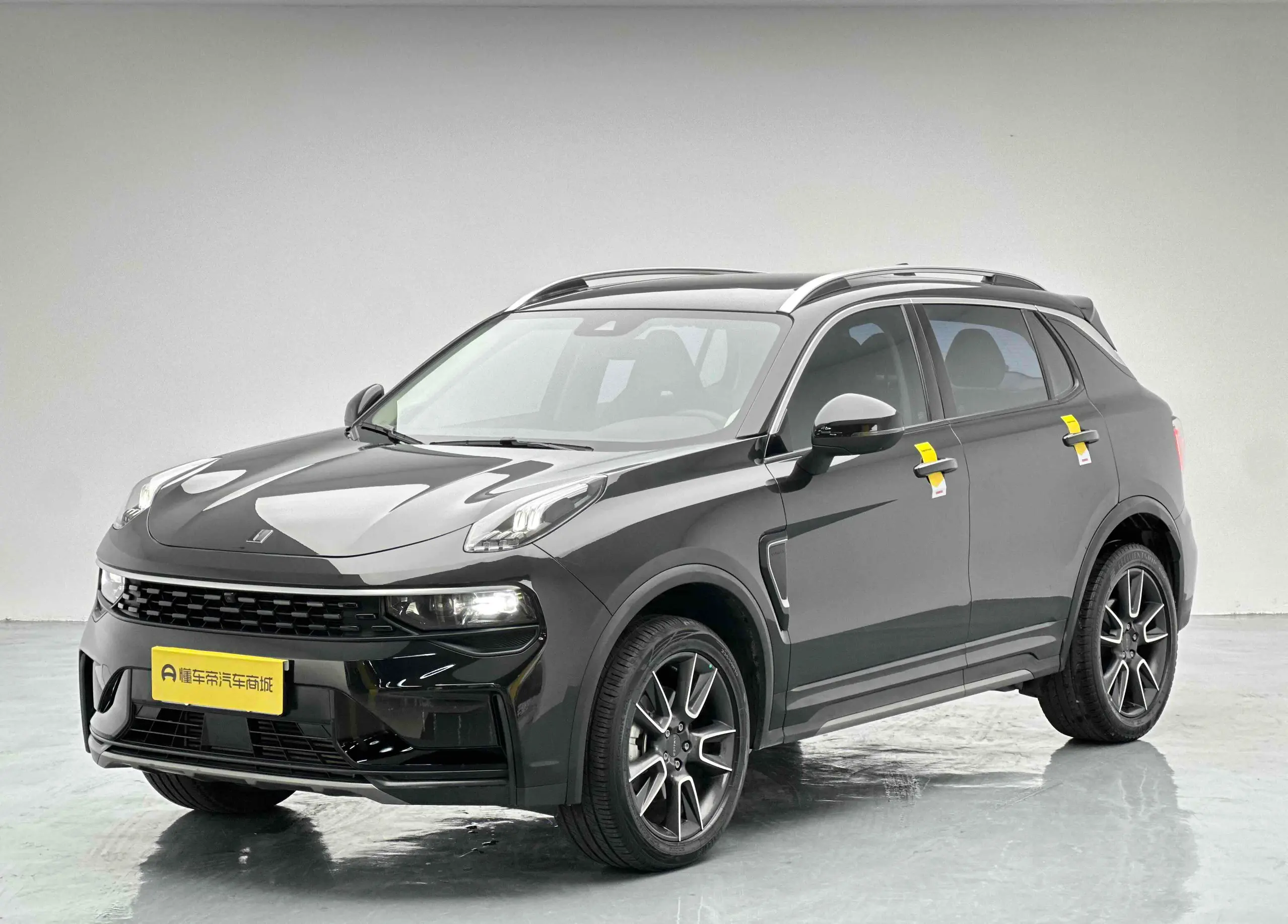 Lynk & Co 01 №20176371 2022