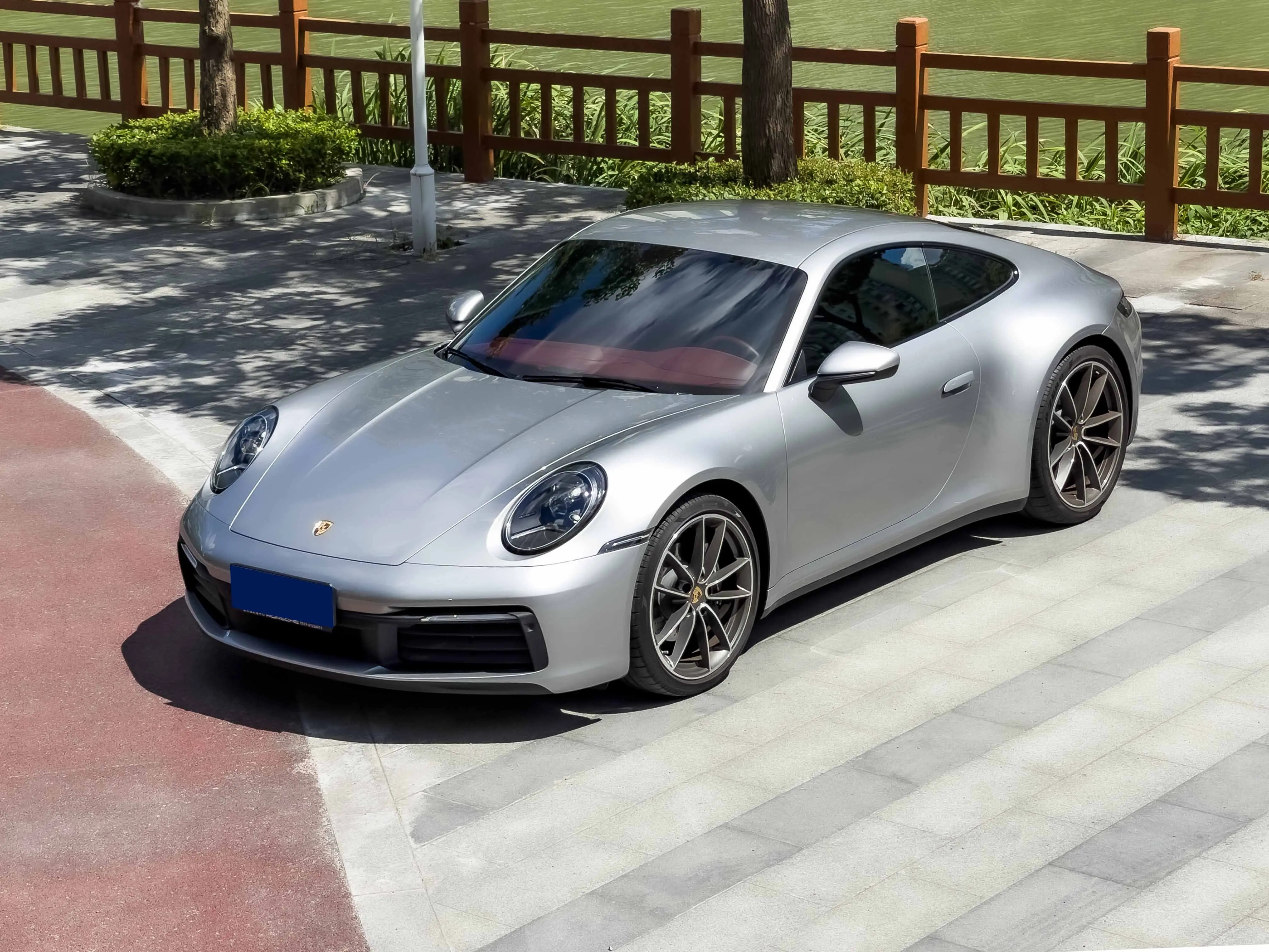 Porsche 911 VIII (992)