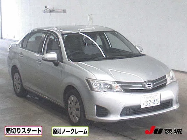 Toyota Corolla Axio Лот № 2013