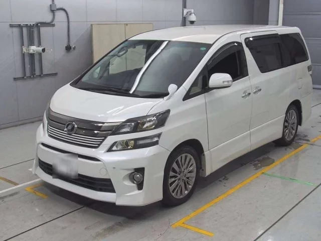 Toyota Vellfire I