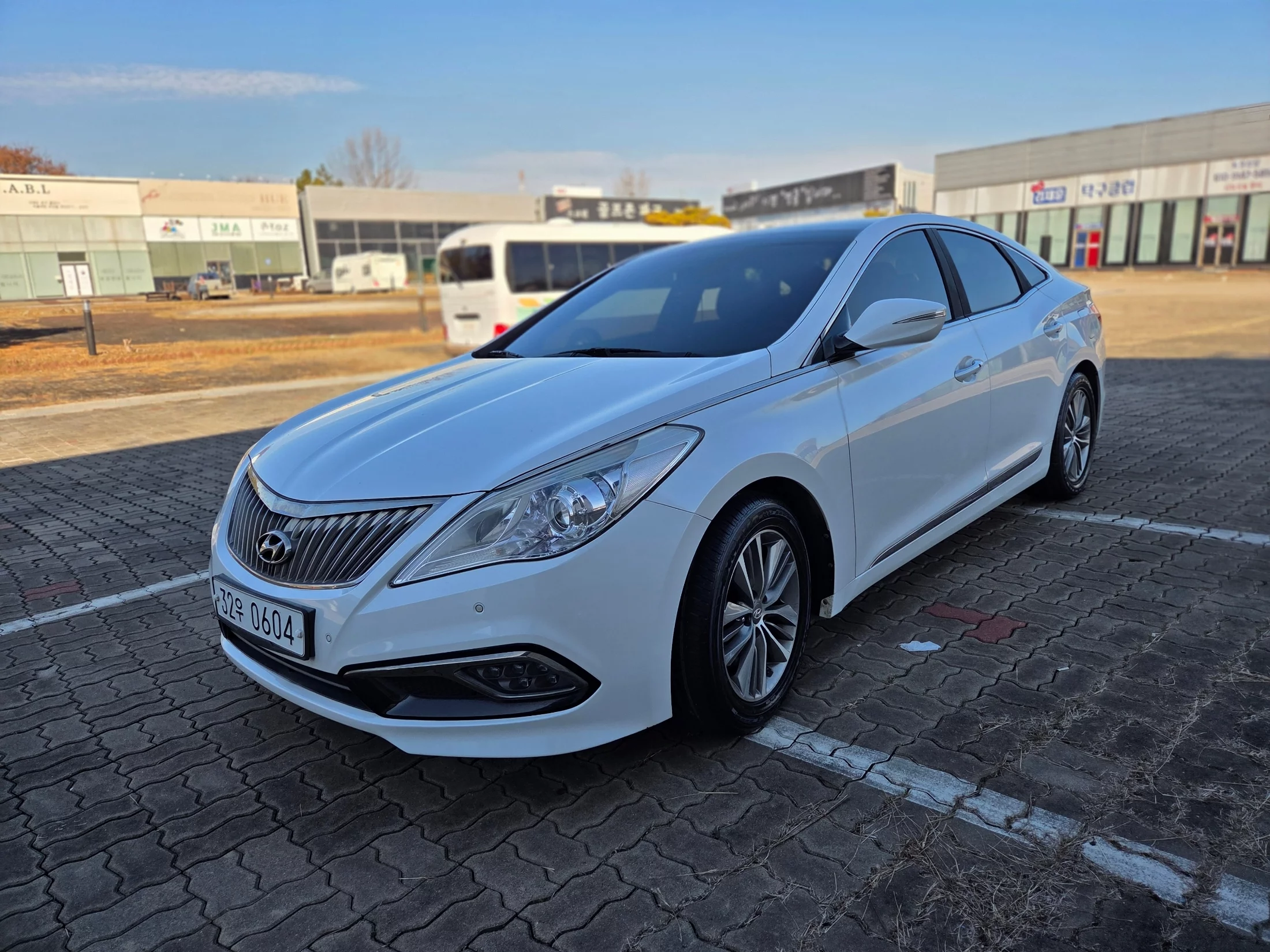Hyundai Grandeur V