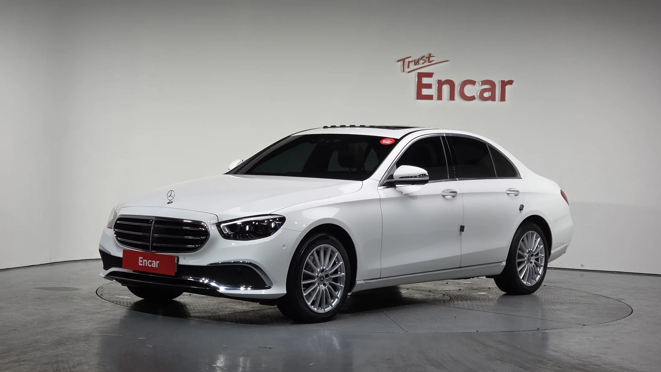 Mercedes-Benz E-Класс 2022