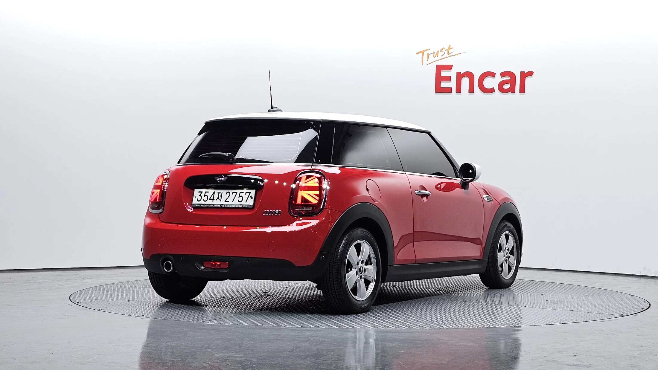 Mini Hatch III (F55/F56) Рестайлинг