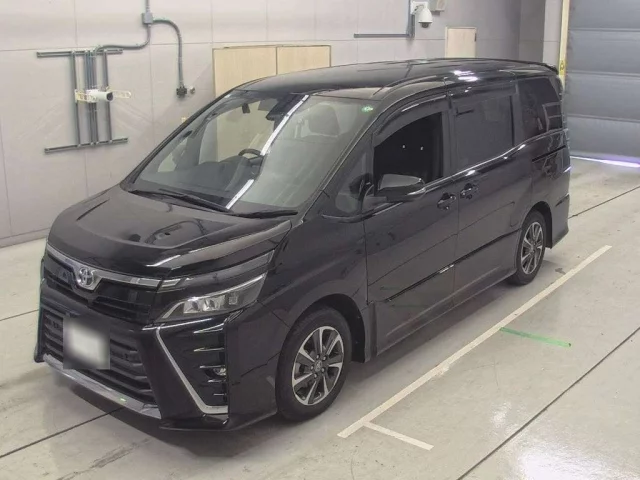 Toyota Voxy III (R80) Рестайлинг