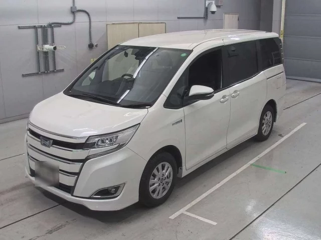 Toyota Noah III (R80)