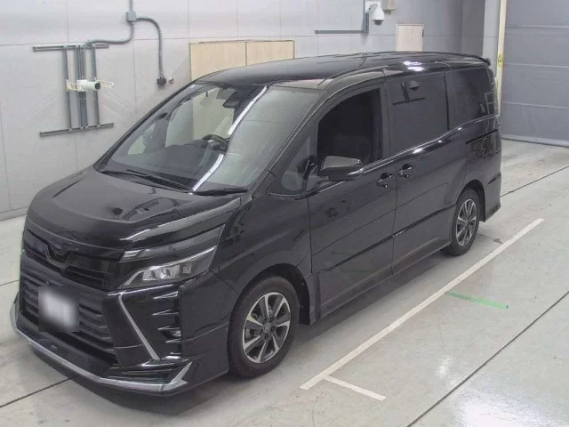 Toyota Voxy III (R80)