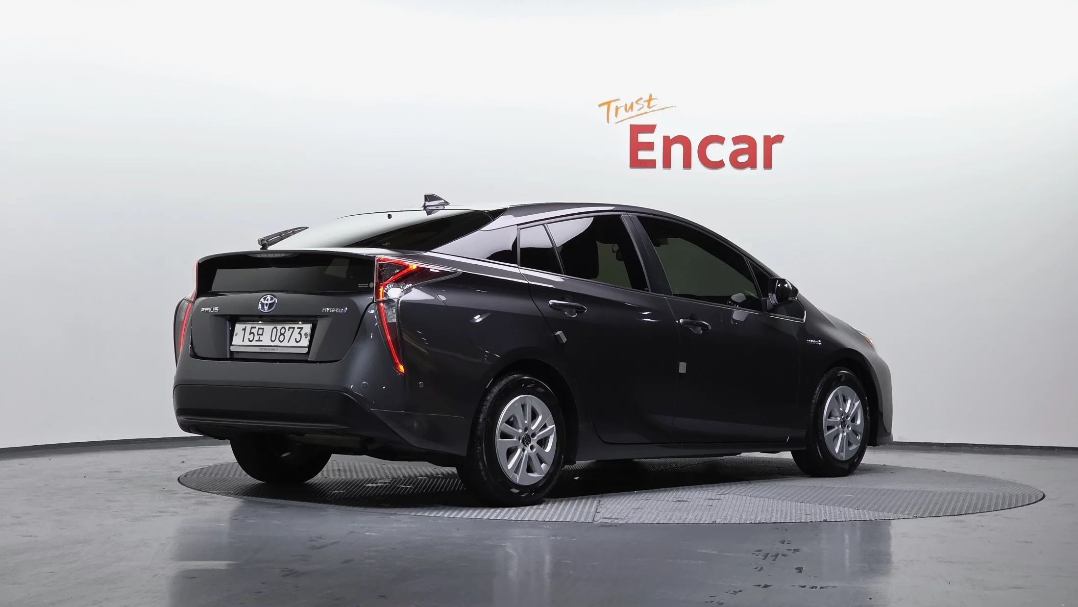 Toyota Prius 1.8 S, Гибрид 1.8 S 2016