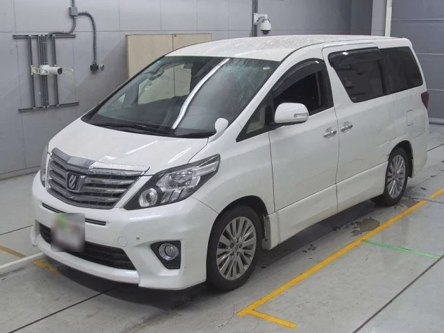 Toyota Alphard Лот № 36249 2013