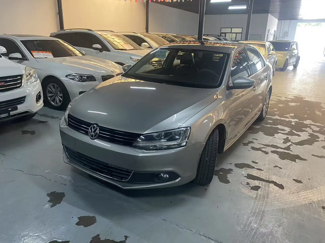 Volkswagen Sagitar №19386773 2013