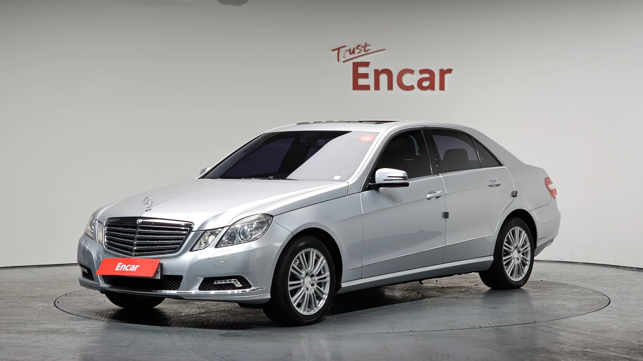 Mercedes-Benz E-Класс 2010