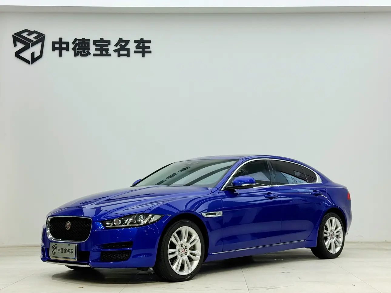 Jaguar XE I