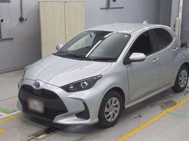 Toyota Yaris Лот № 30084 2021