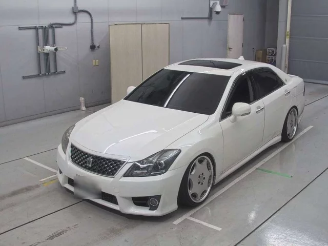 Toyota Crown XS10