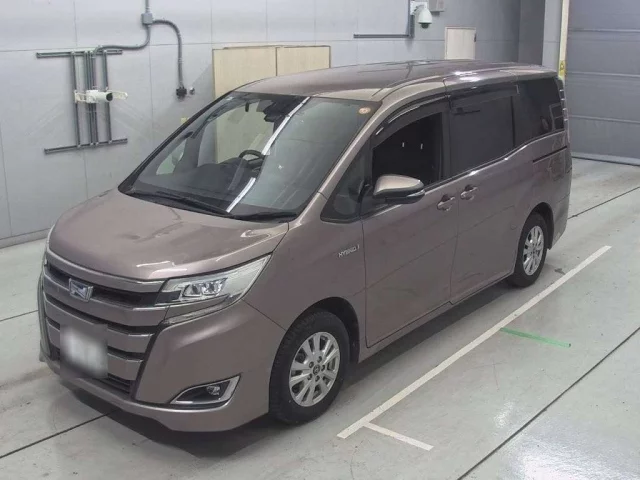 Toyota Noah III (R80)