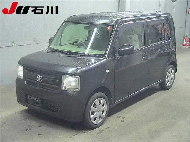 Toyota Pixis Space