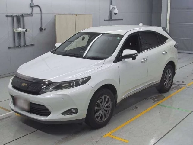 Toyota Harrier III (XU60)