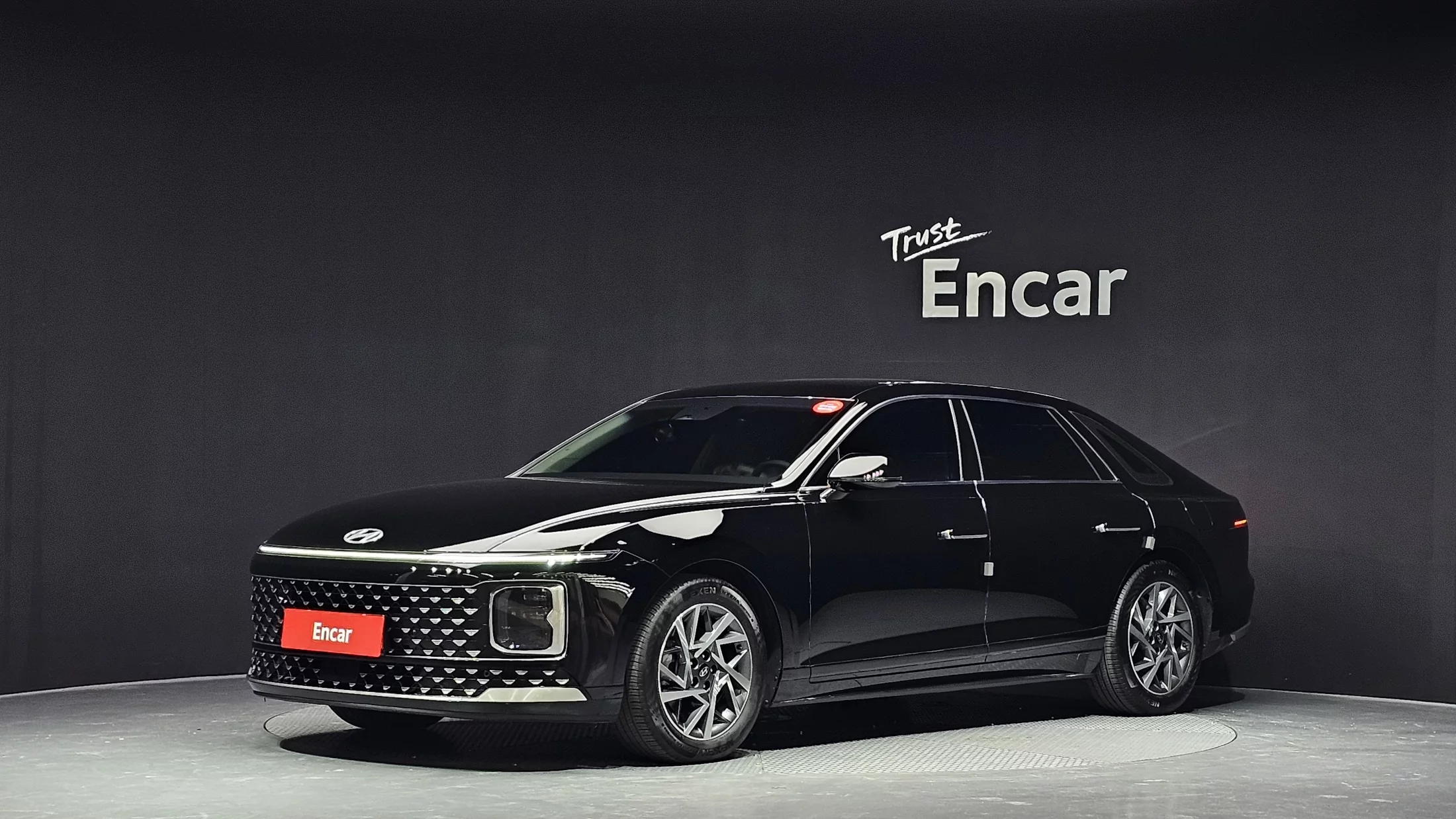 Hyundai Grandeur 2,5 Gasoline 2Wd Premium 2023