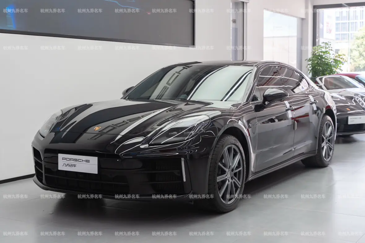 Porsche Panamera III