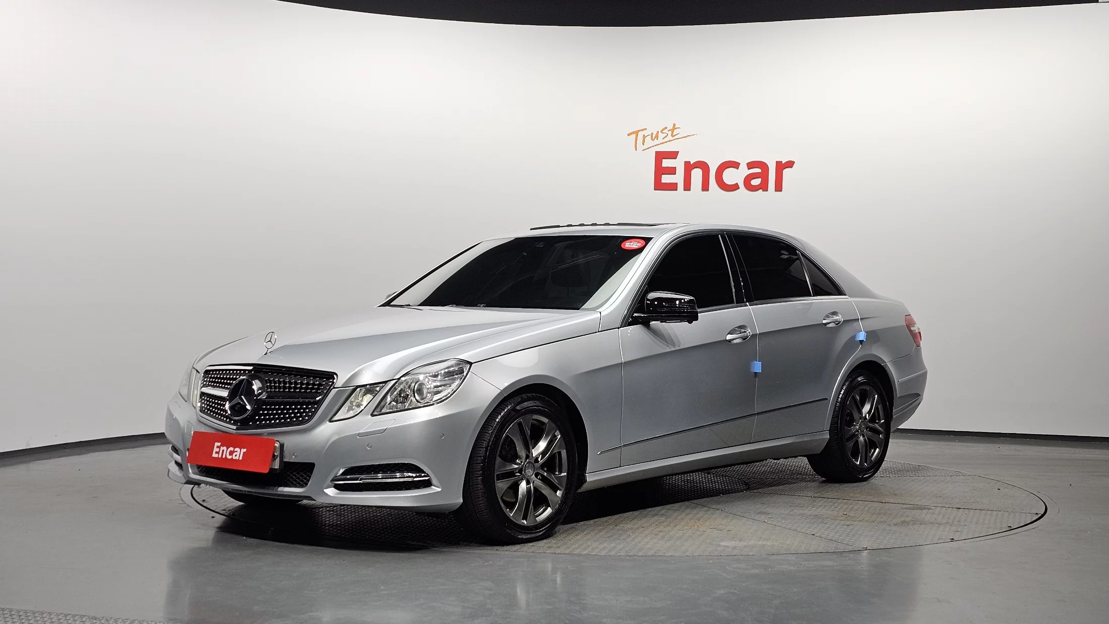Mercedes-Benz E-Класс 2013