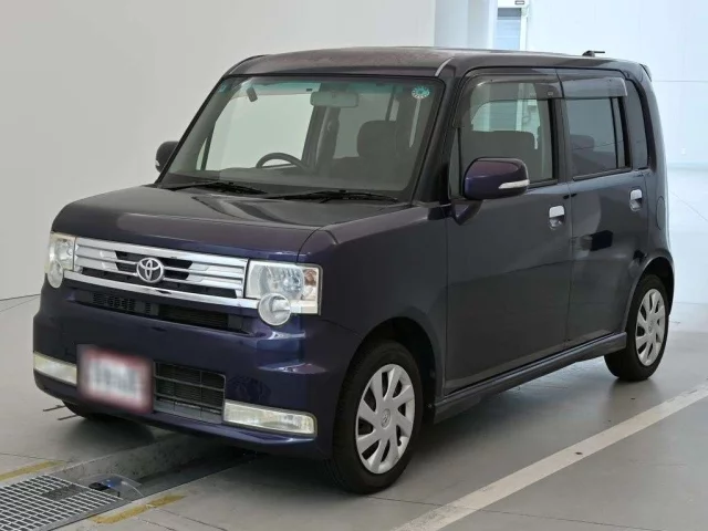 Toyota Pixis Space