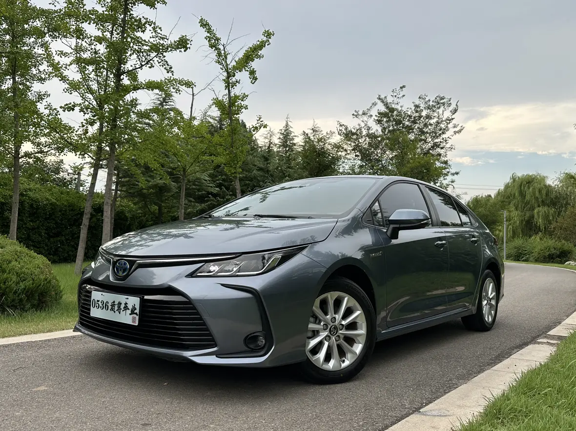 Toyota Corolla XII (E210)