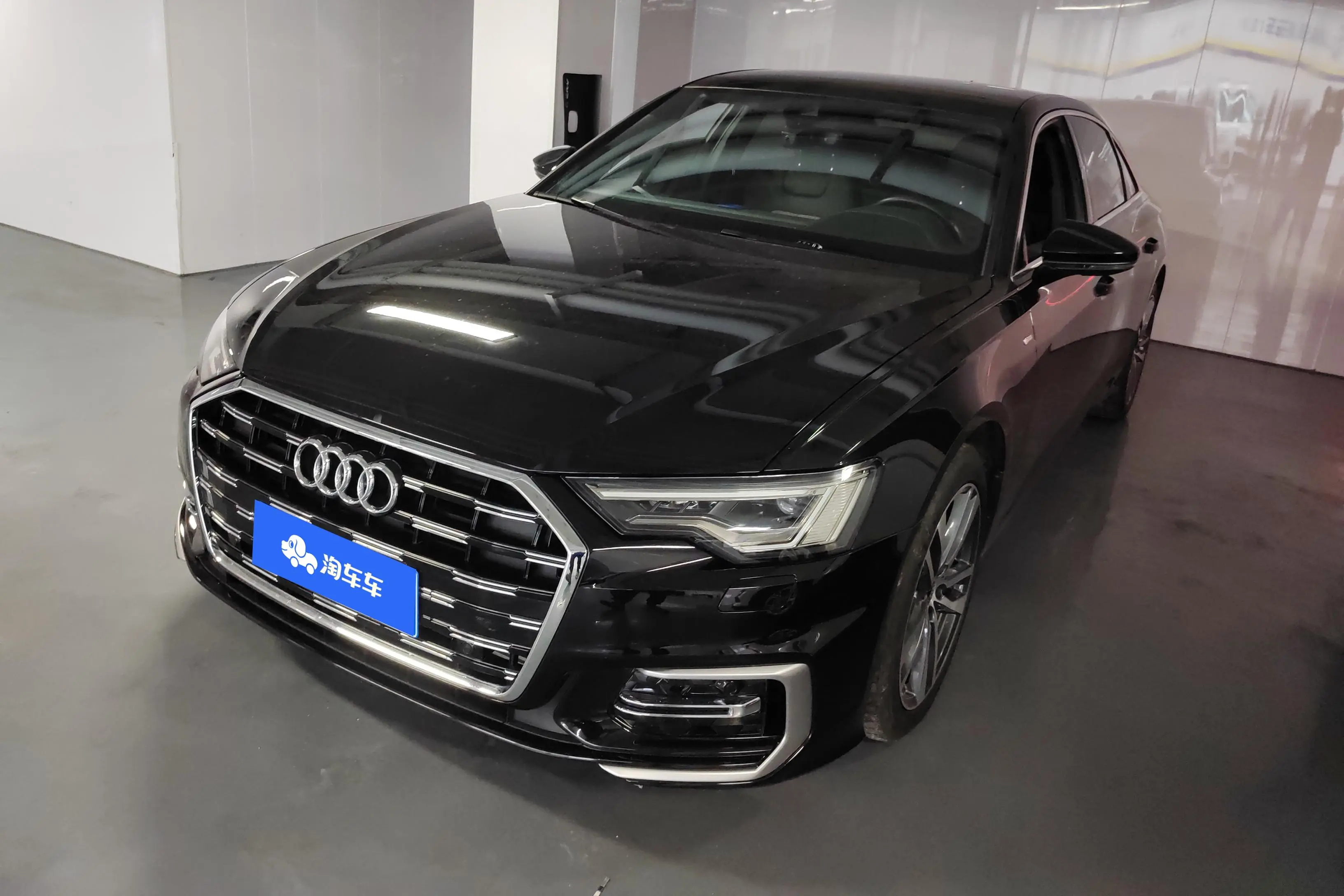 Audi A6 V (C8)