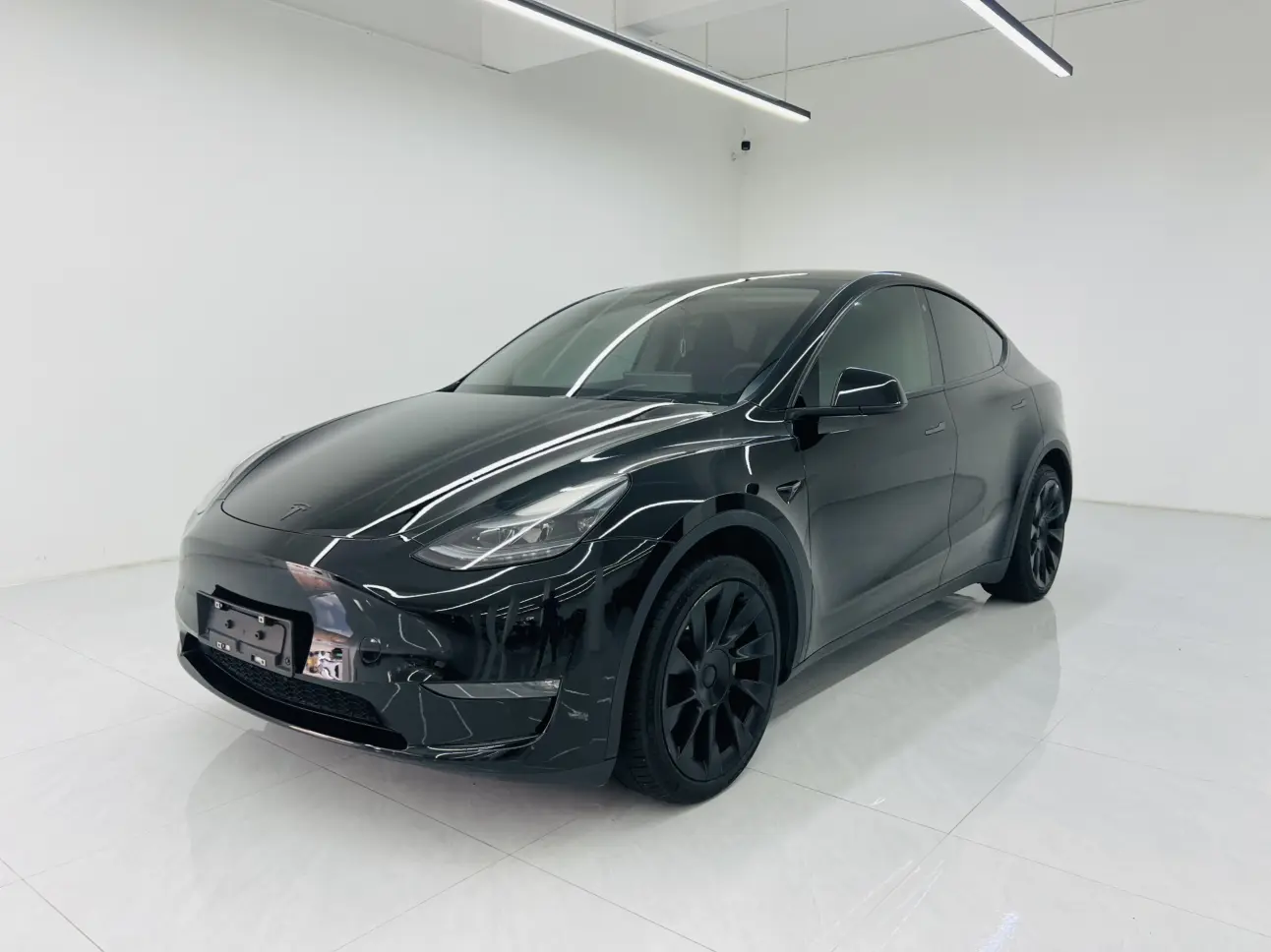 Tesla Model Y I