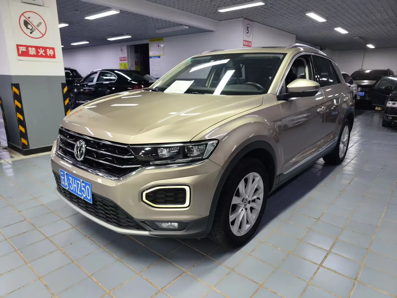 Volkswagen T-Roc №20537621 2020