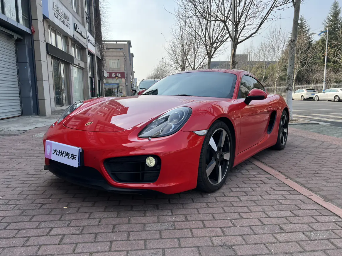Porsche Cayman III 718 (982)