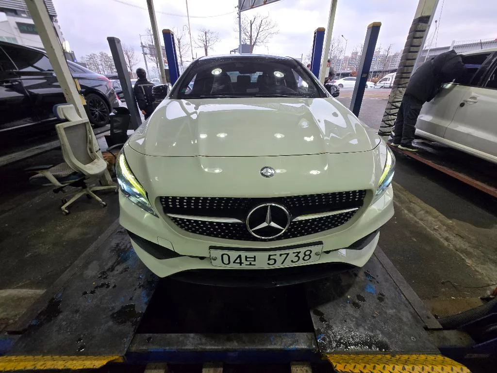 Mercedes-Benz Cla-Class Cla250 4Matic Amg Line CLA250 4MATIC AMG Line 2017