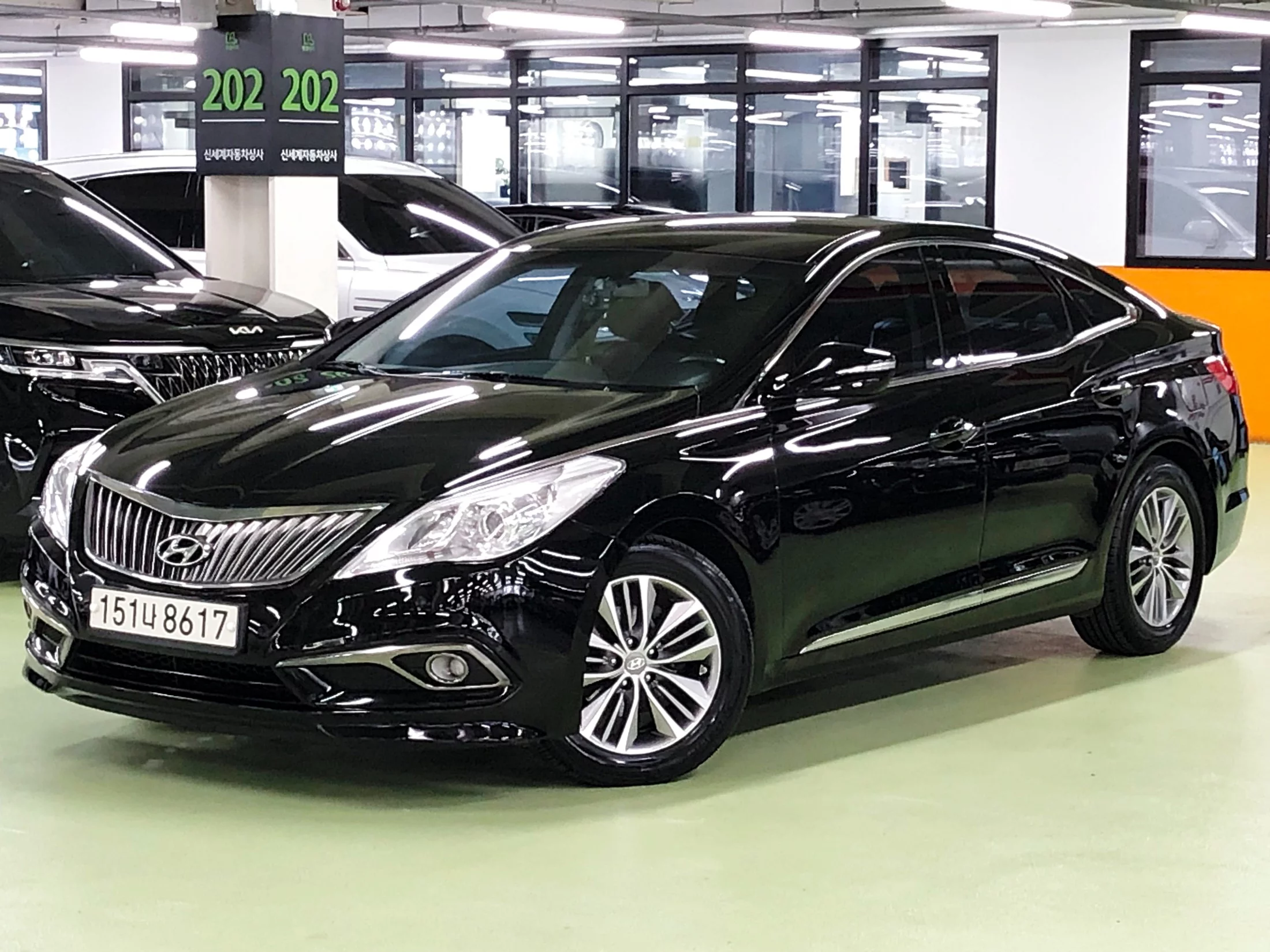 Hyundai Grandeur 2016