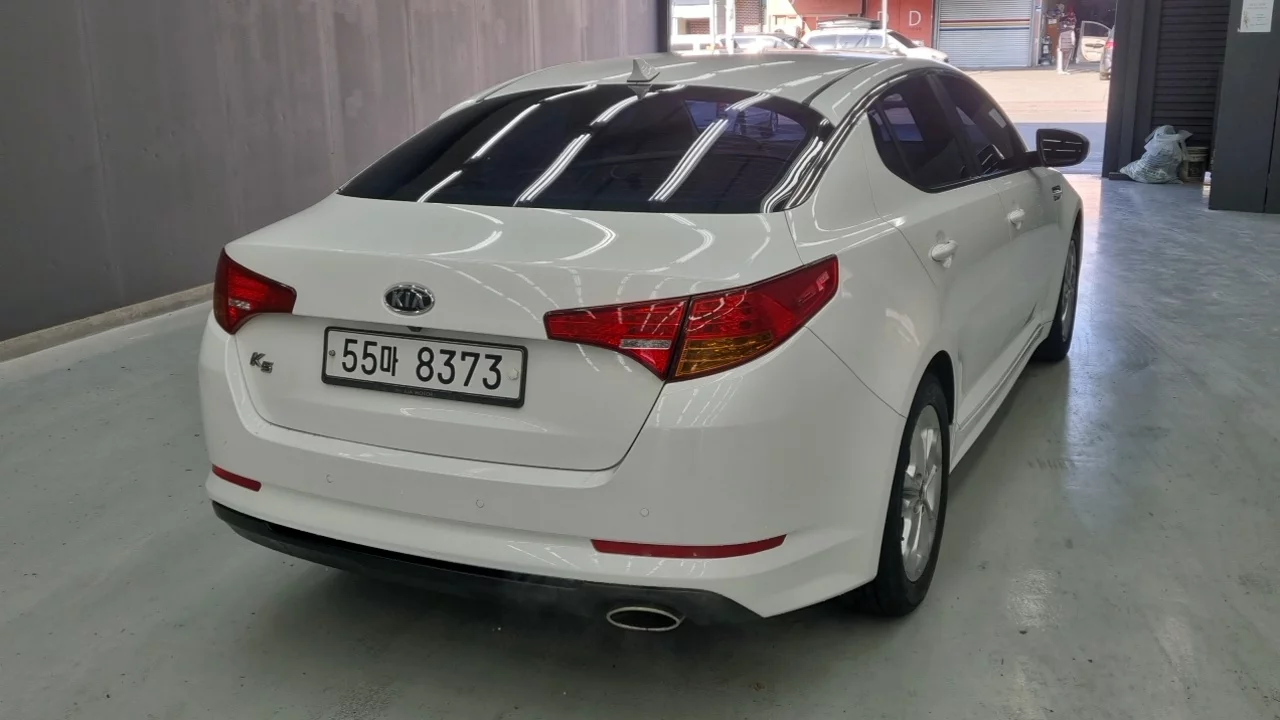 Kia K5 I