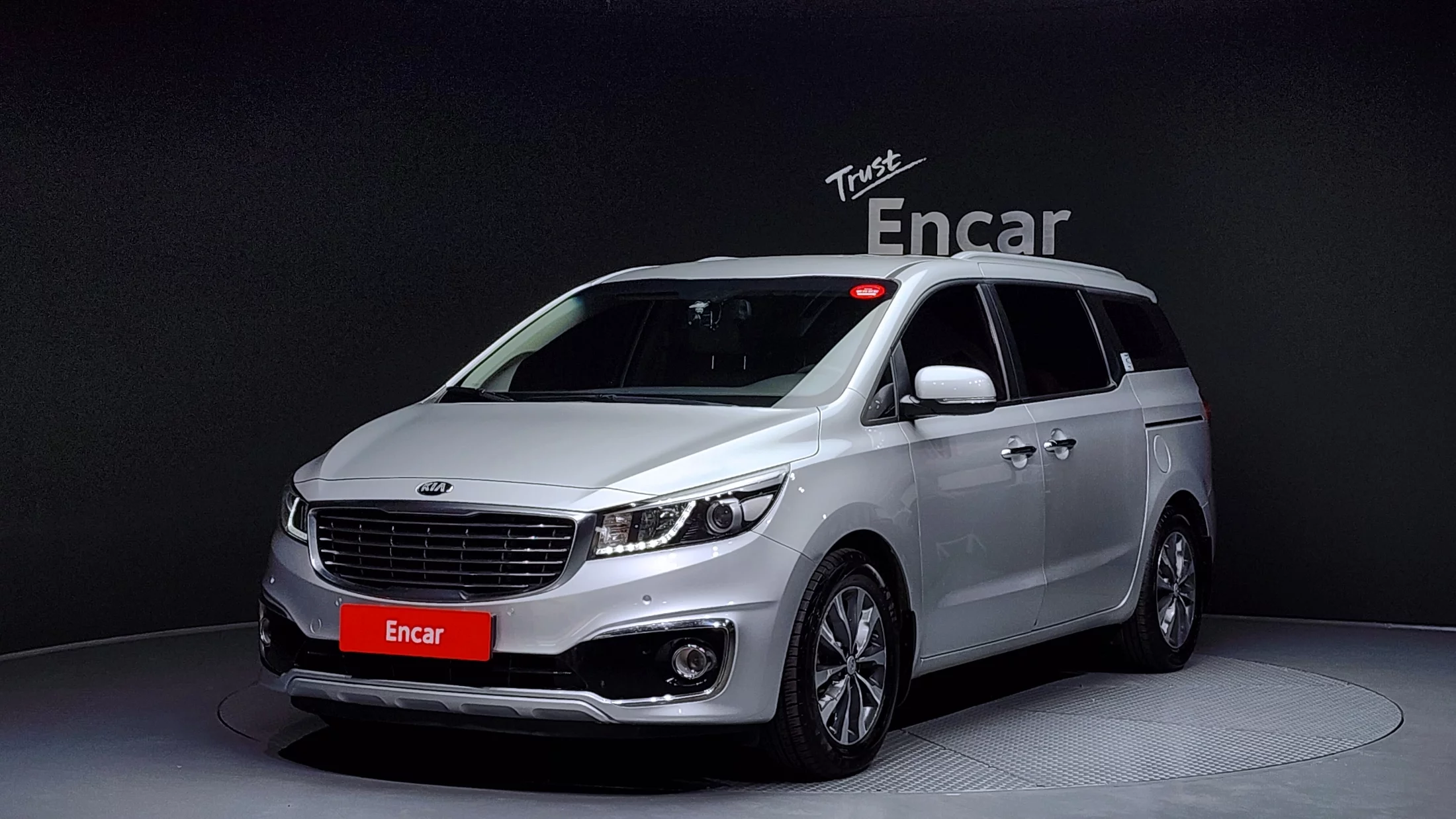 Kia Carnival III