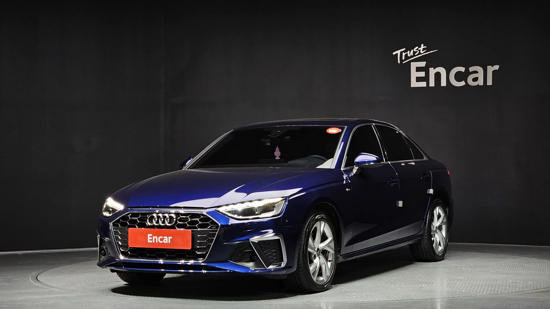 Audi A4 V (B9) Рестайлинг