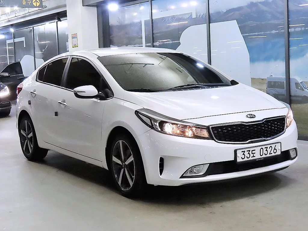 Kia K3 2016