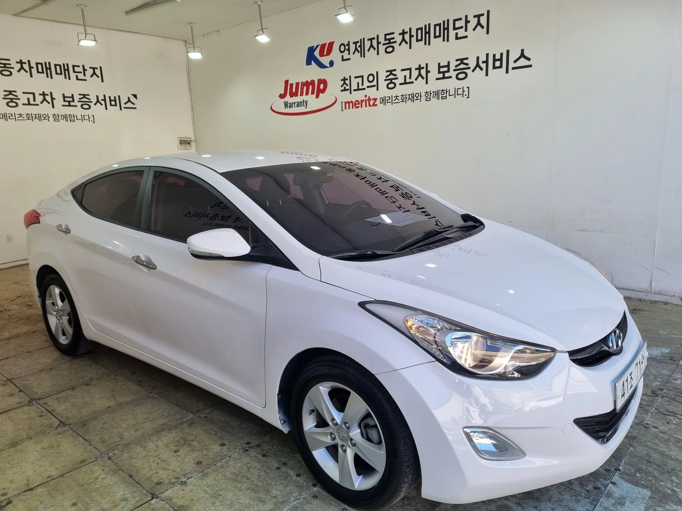 Hyundai Avante 2012